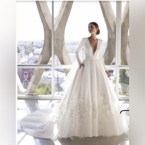 Stunning Pronovias Bridal Brown dress NWT